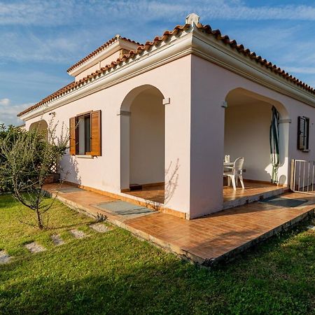 Appartamento Residenziale Trilocale 6 Posti Letto Via Sardegna San Teodoro San Teodoro  Kültér fotó