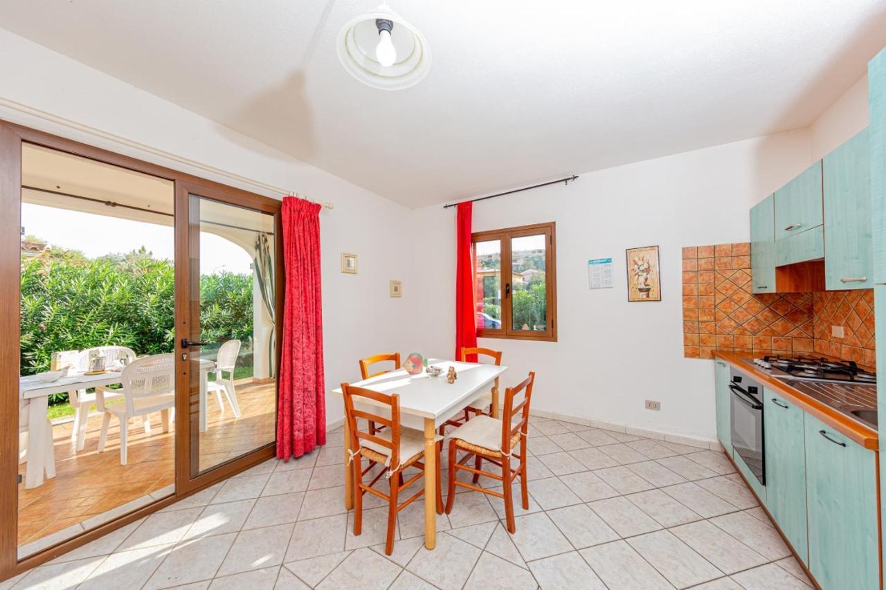 Appartamento Residenziale Trilocale 6 Posti Letto Via Sardegna San Teodoro San Teodoro  Kültér fotó