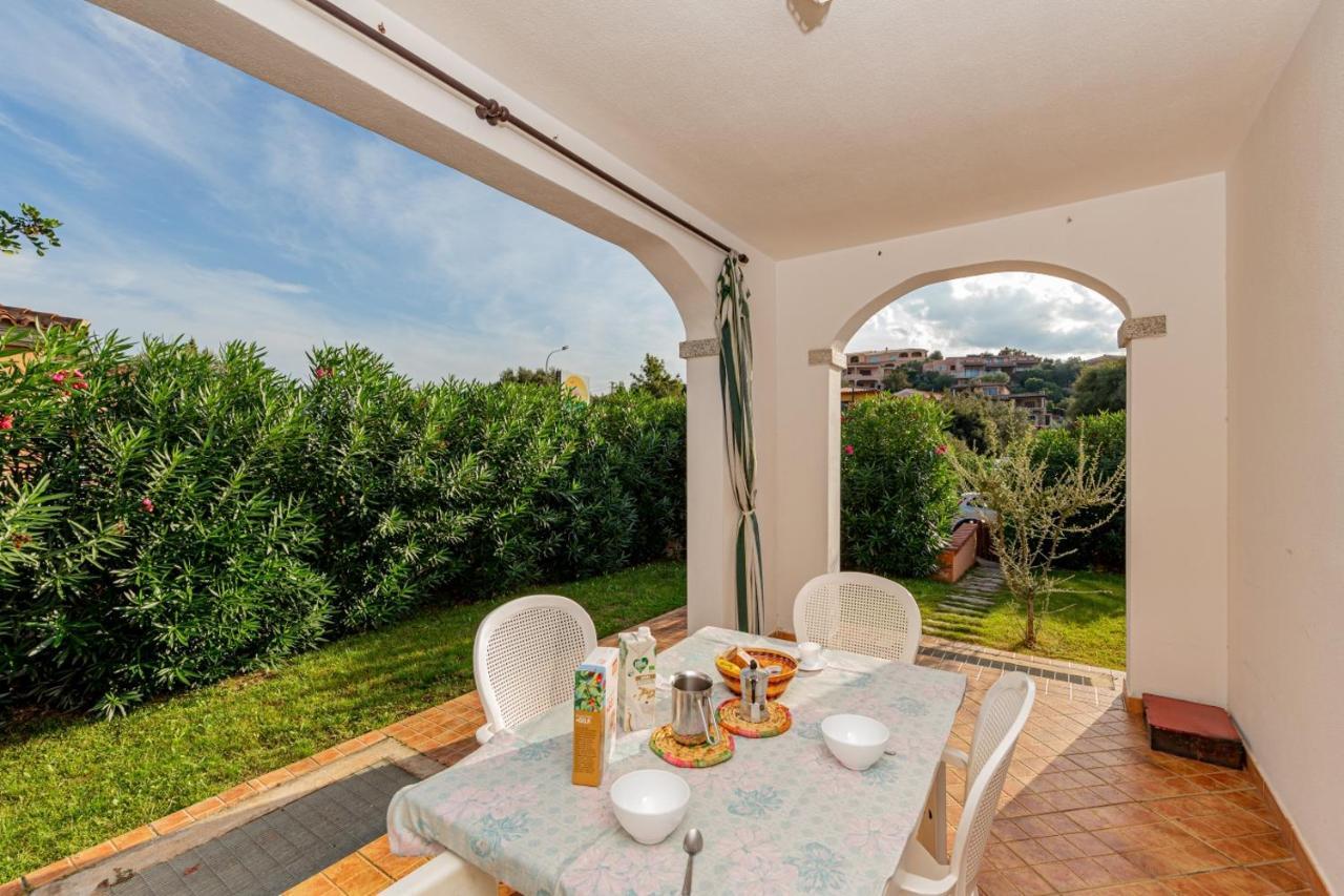 Appartamento Residenziale Trilocale 6 Posti Letto Via Sardegna San Teodoro San Teodoro  Kültér fotó